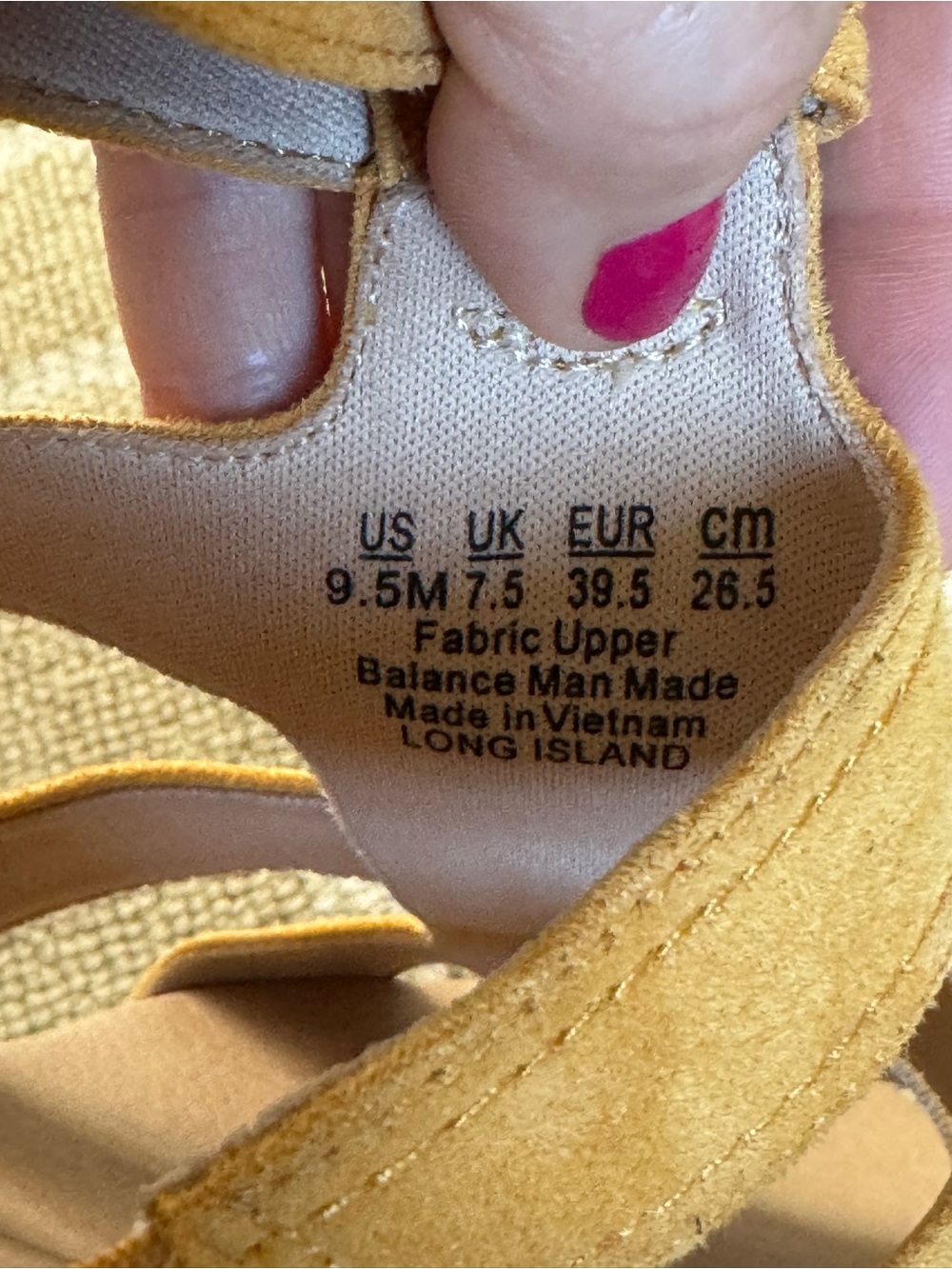Dr. Scholl’s Long Island Wedge Sandals Mustard Faux Suede Shoes Size 9.5 - Picture 11 of 12